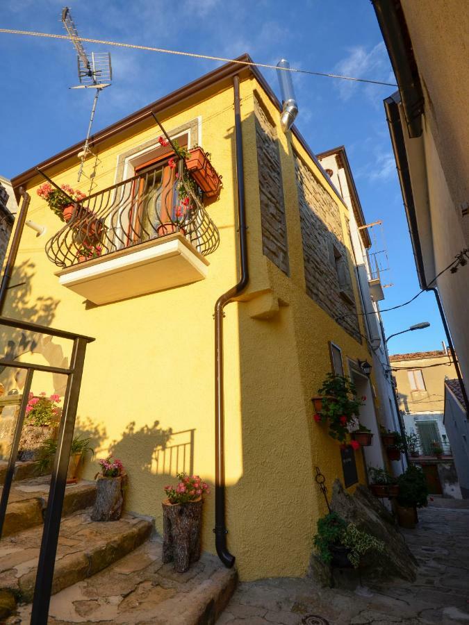 B&B L'Arabatana Pietrapertosa Exterior photo