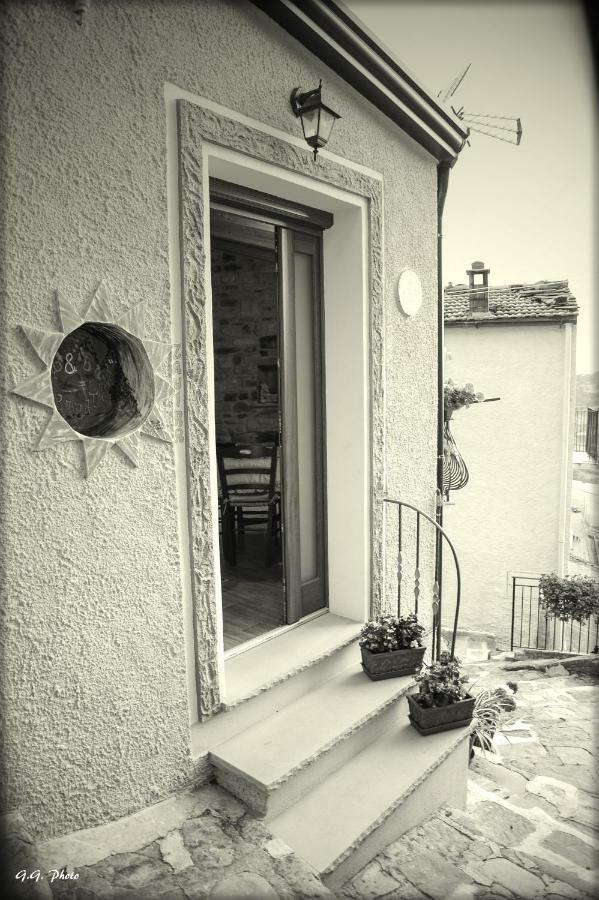 B&B L'Arabatana Pietrapertosa Exterior photo